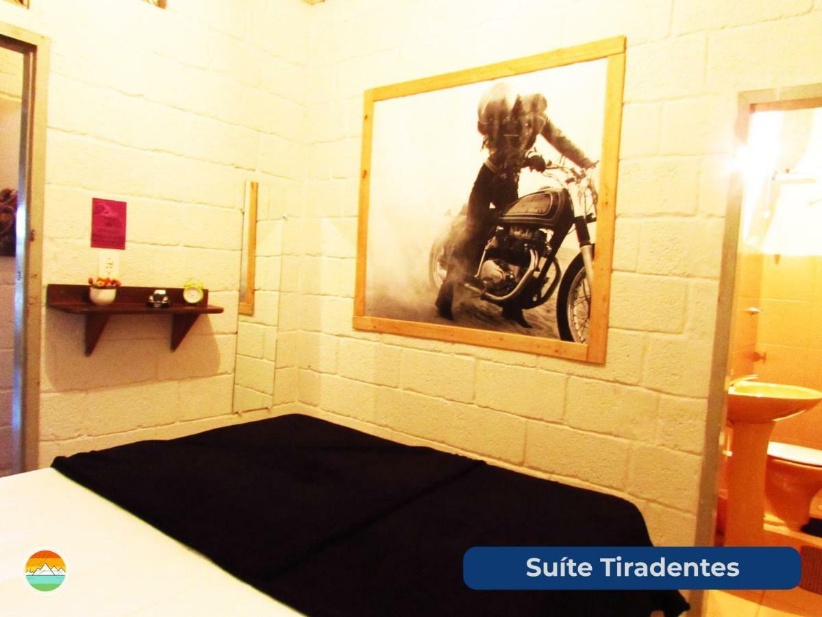 Buena Vista Hostel Оро Прето Екстериор снимка